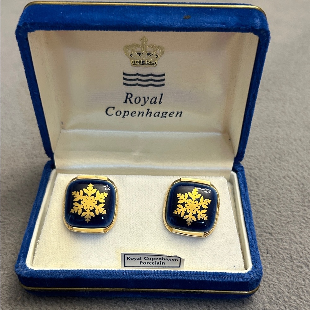 Vintage Royal Copenhagen Porcelain Cufflinks with Blue and Gold Snowflake Design